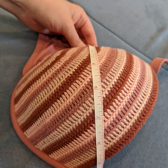 Crochet Detail Large Bust Underwire Bikini Top - Picture 9 of 9